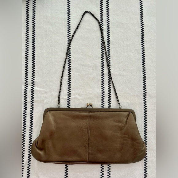 🌶️ Hobo International Bronze Leather clutch. - Picture 6 of 10